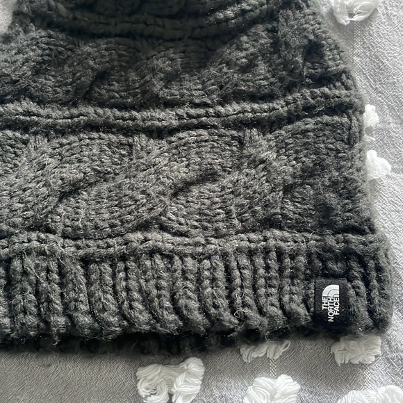Women’s North Face Knit Toque - Picture 2 of 4